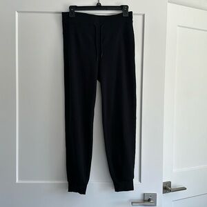 Vuori Black Daily Leggings